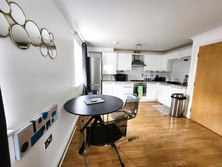 Rgm Hatfield 2 Bedroom Apartment Bagian luar foto