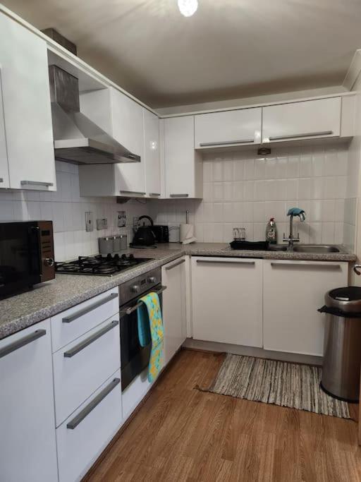 Rgm Hatfield 2 Bedroom Apartment Bagian luar foto